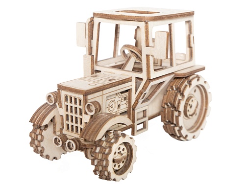 Модель Трактор